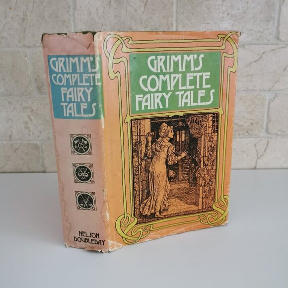 1970s Grimm's Complete Fairy Tales Book Hardcover Green Vintage Dust Jacket - Picture 2 of 11